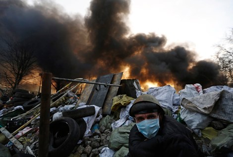 ການປະທະກັນຢູ່ຢູແກຼນຕາເວັນອອກສືບຕໍ່ເພີ່ມຂຶ້ນກ່ອນການເຈລະຈາ4ຝ່າຍຢູ່ປາຣີ